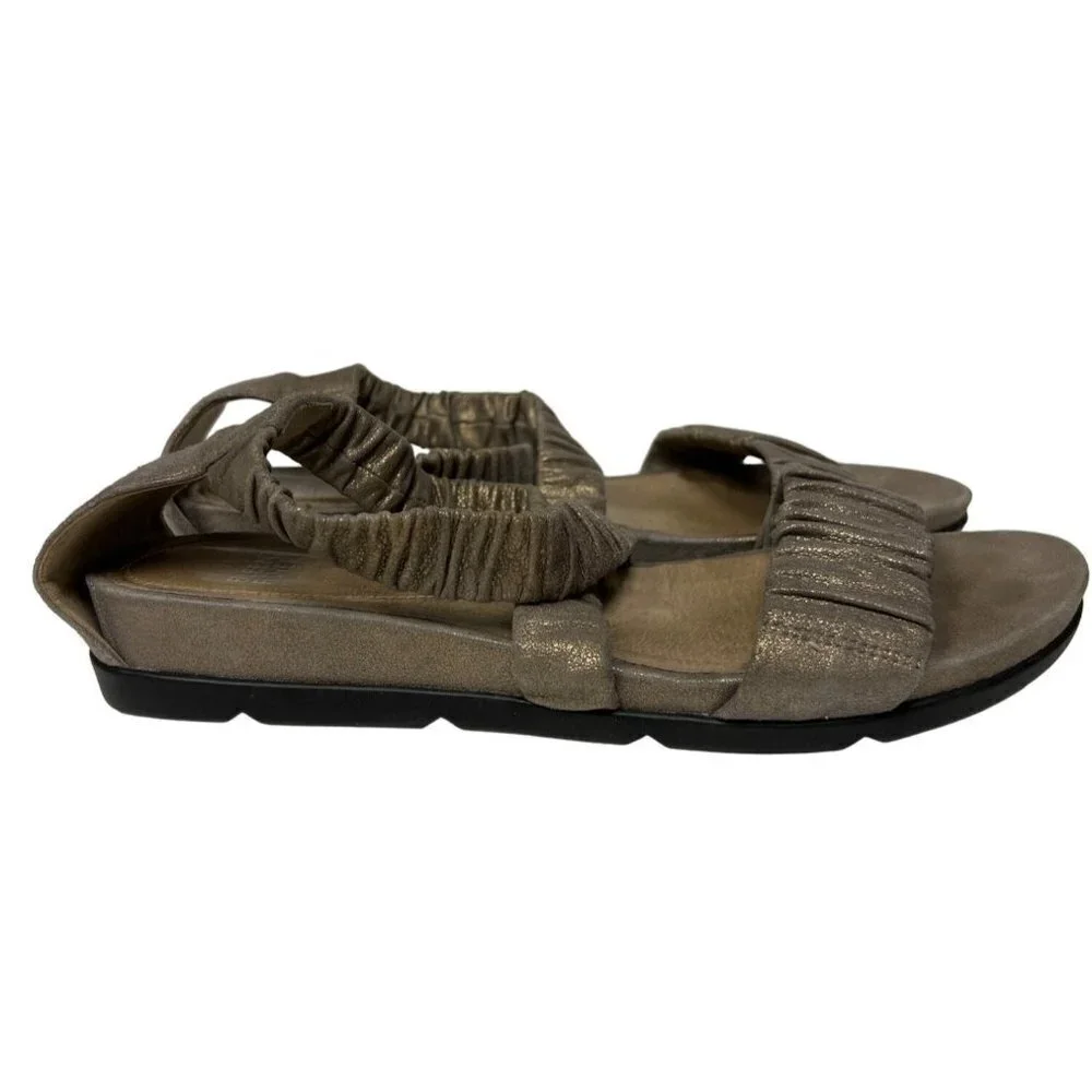 Eileen Fisher Gold Stretch Sandal Rubber Sole Shoes Women's Size 8